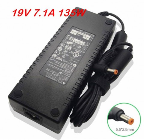 Адаптер за лаптоп (Зарядно за лаптоп) 19V 7.11A 135W букса 5.5x2.5 Адаптер за лаптоп (Зарядно за лаптоп) 19V 7.11A 135W букса 5.5x2.5